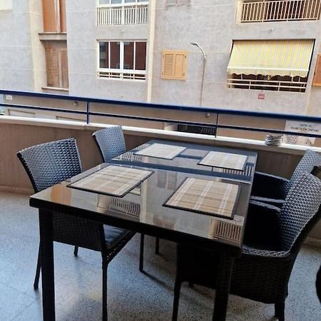 Spanish Style Apartment Near The Beach Torrevieja Exterior photo